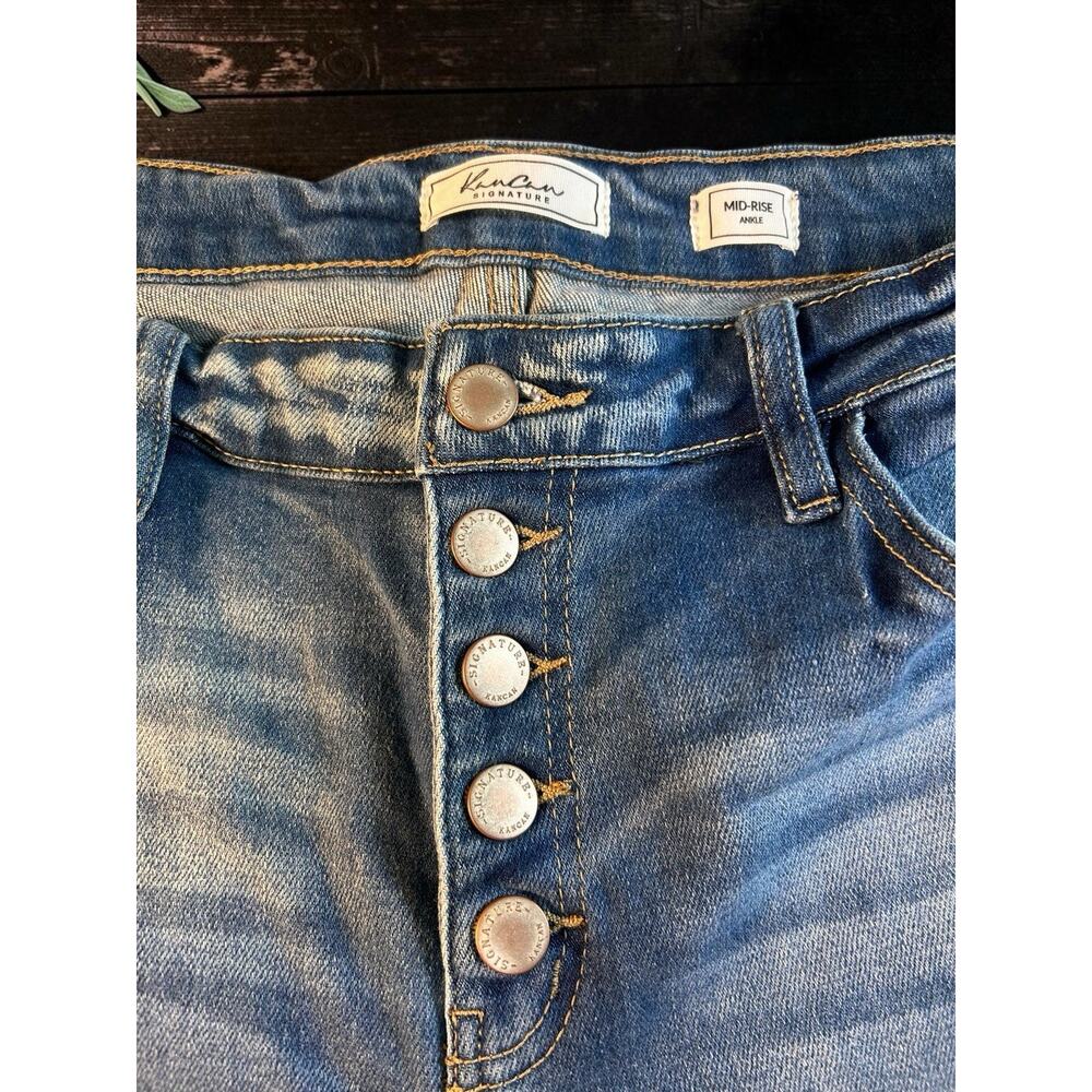 KanCan Signature Mid-Rise Ankle Jeans Sz 31 Blue Wash Stretch Button Fly - Picture 3 of 5